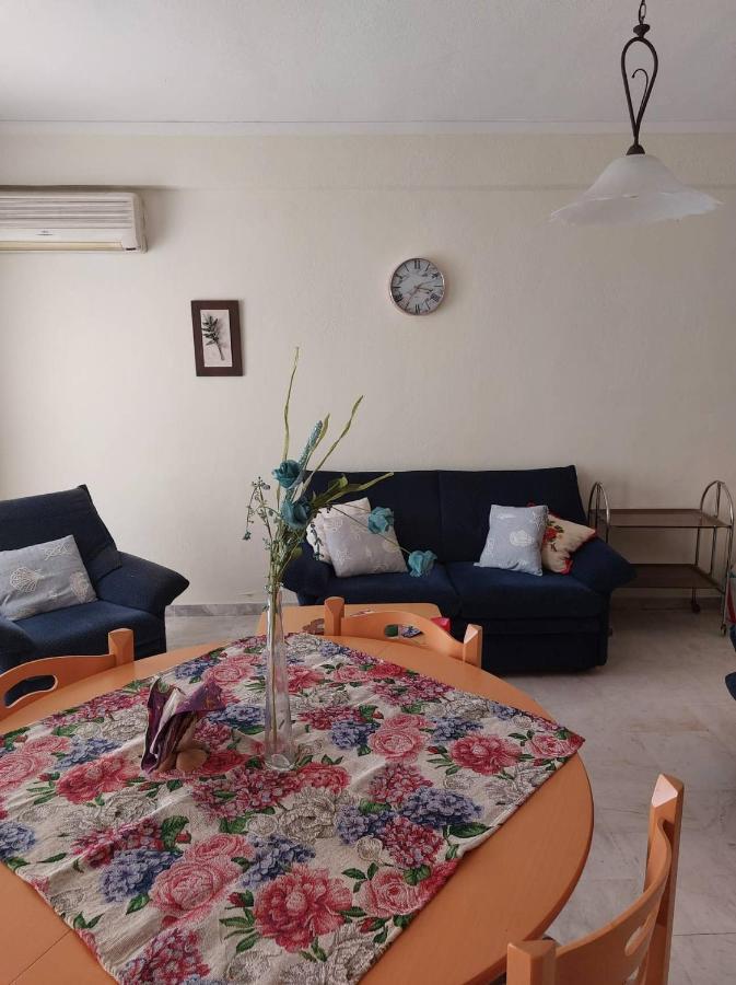 Luminosa Village Apartment Nea Iraklitsa Esterno foto
